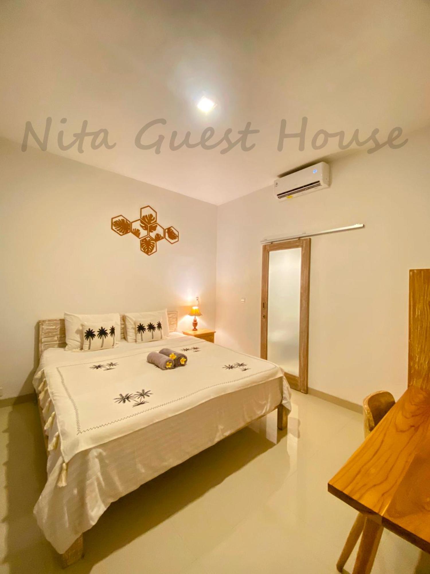 Nita Guest House Bali Canggu Exterior foto